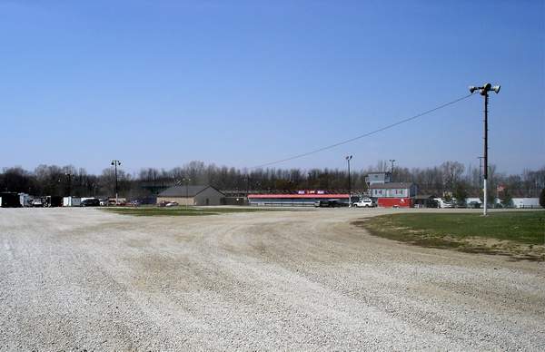 Auto City Speedway - Autocity Speedway 4-16-05 From Ron Gross (newer photo)